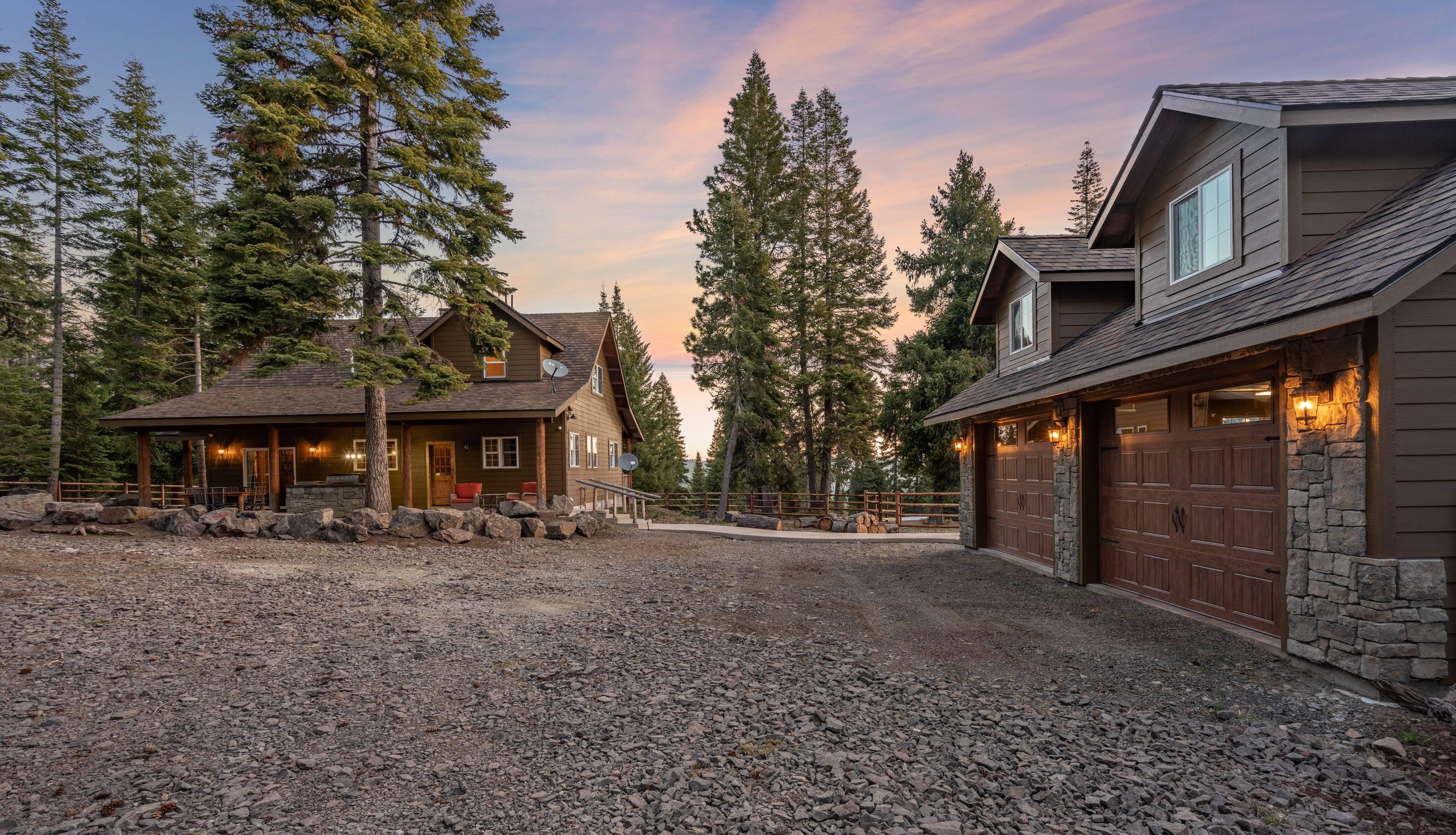 415 acres in Jackson County, Oregon