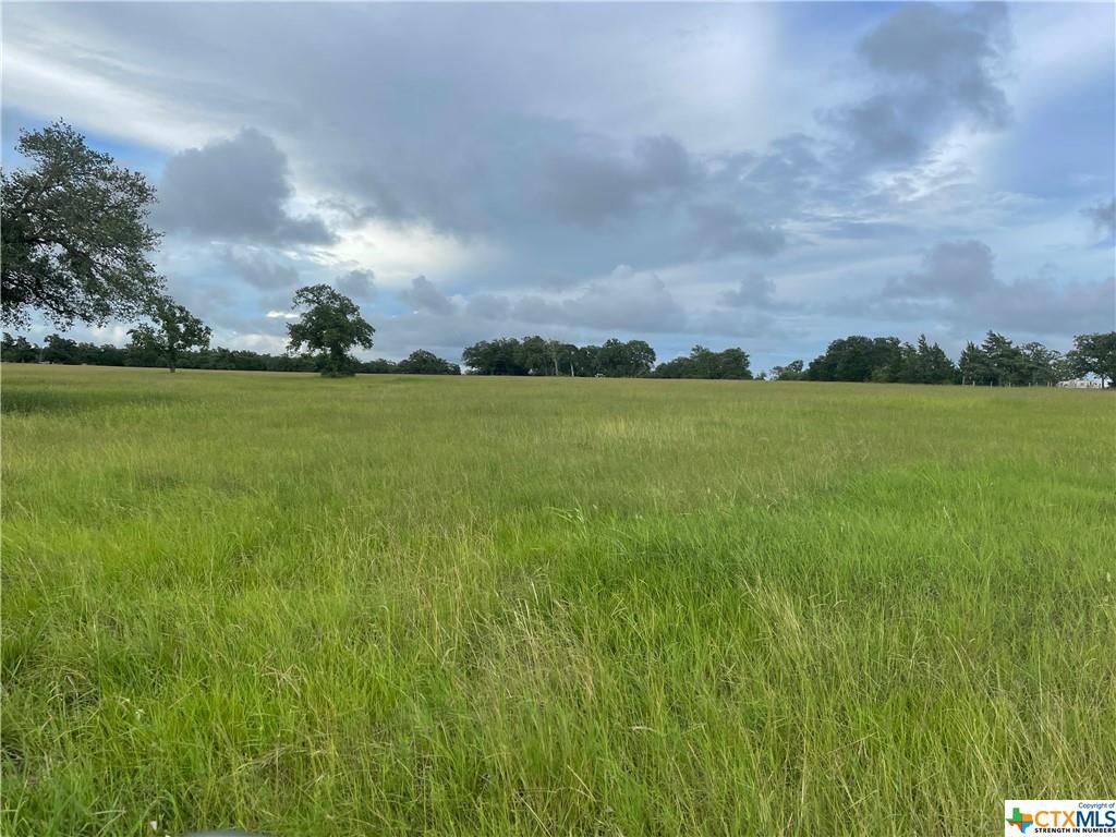 15.94 acres in Lavaca County, Texas