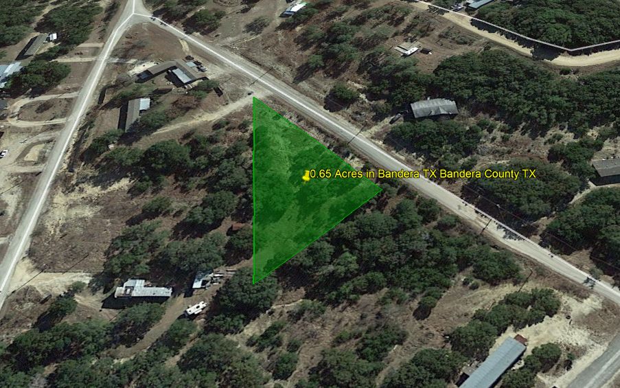 0.65 acres in Bandera County, Texas