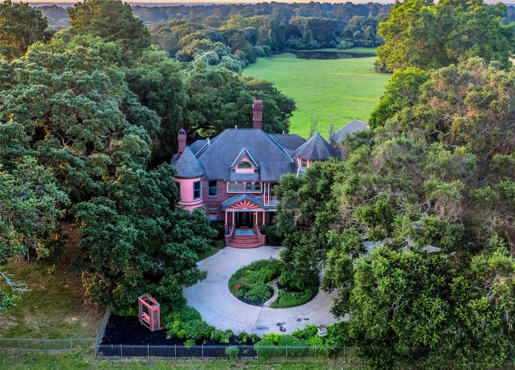 28 acres in Harris County, Texas