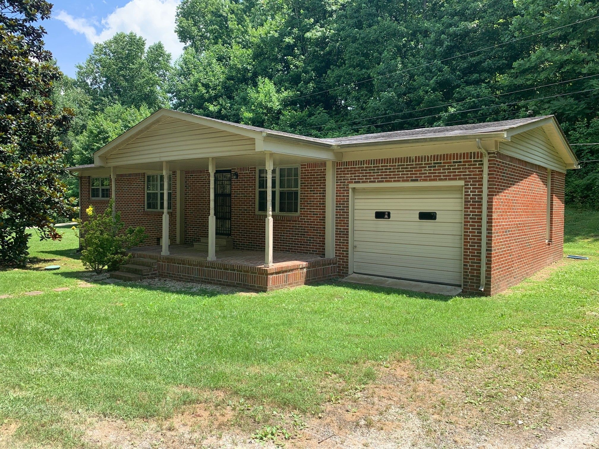 1.91 acres in Maury County, Tennessee