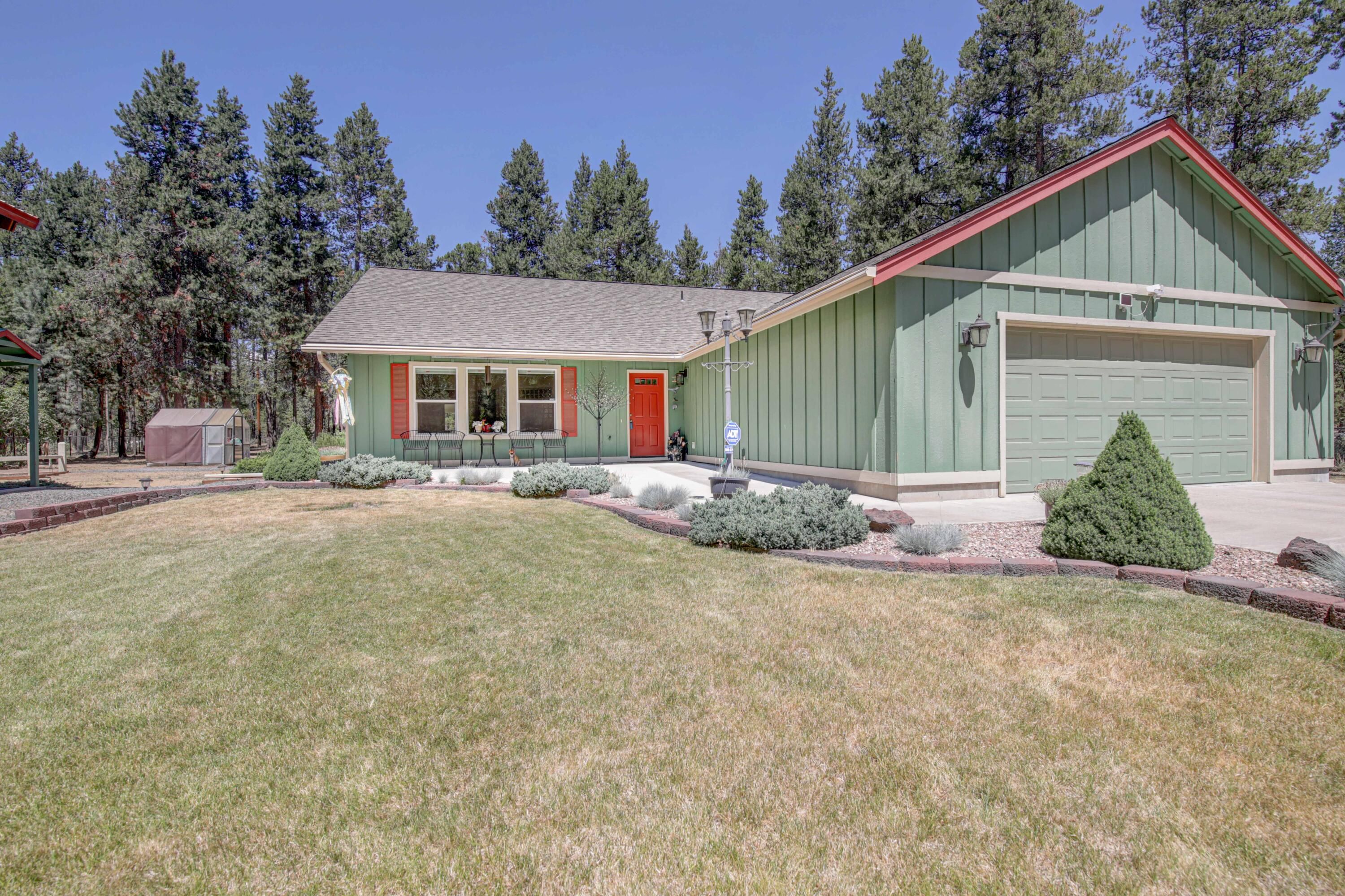 1 acres in Deschutes County, Oregon