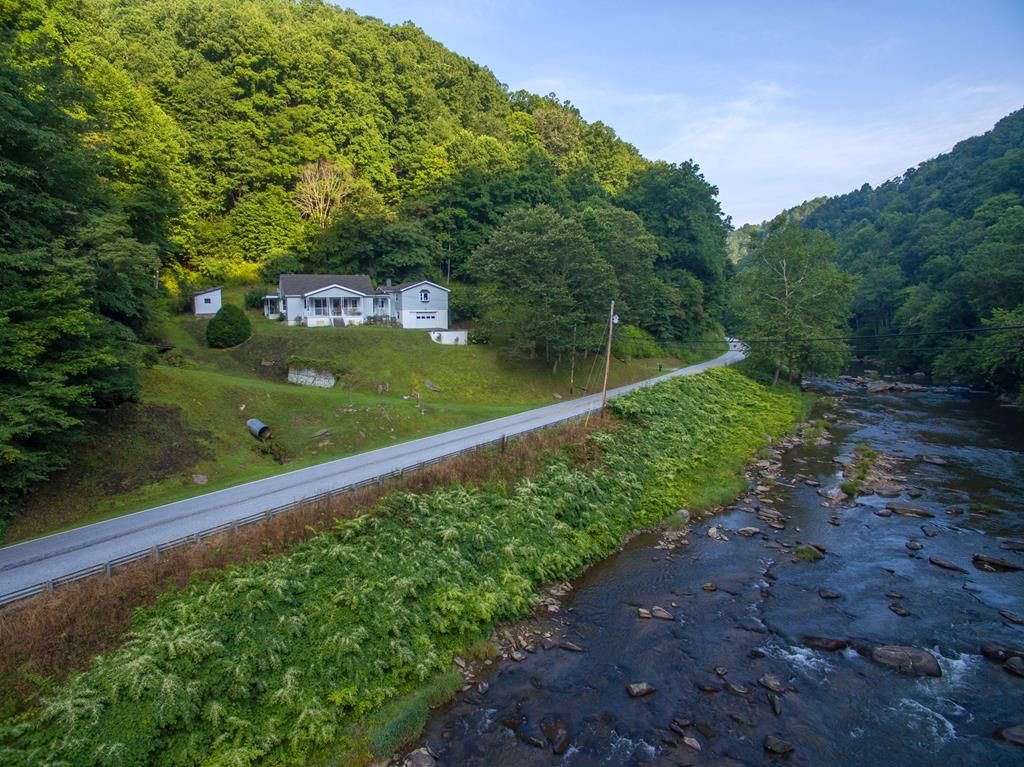 62 acres in Yancey County, North Carolina