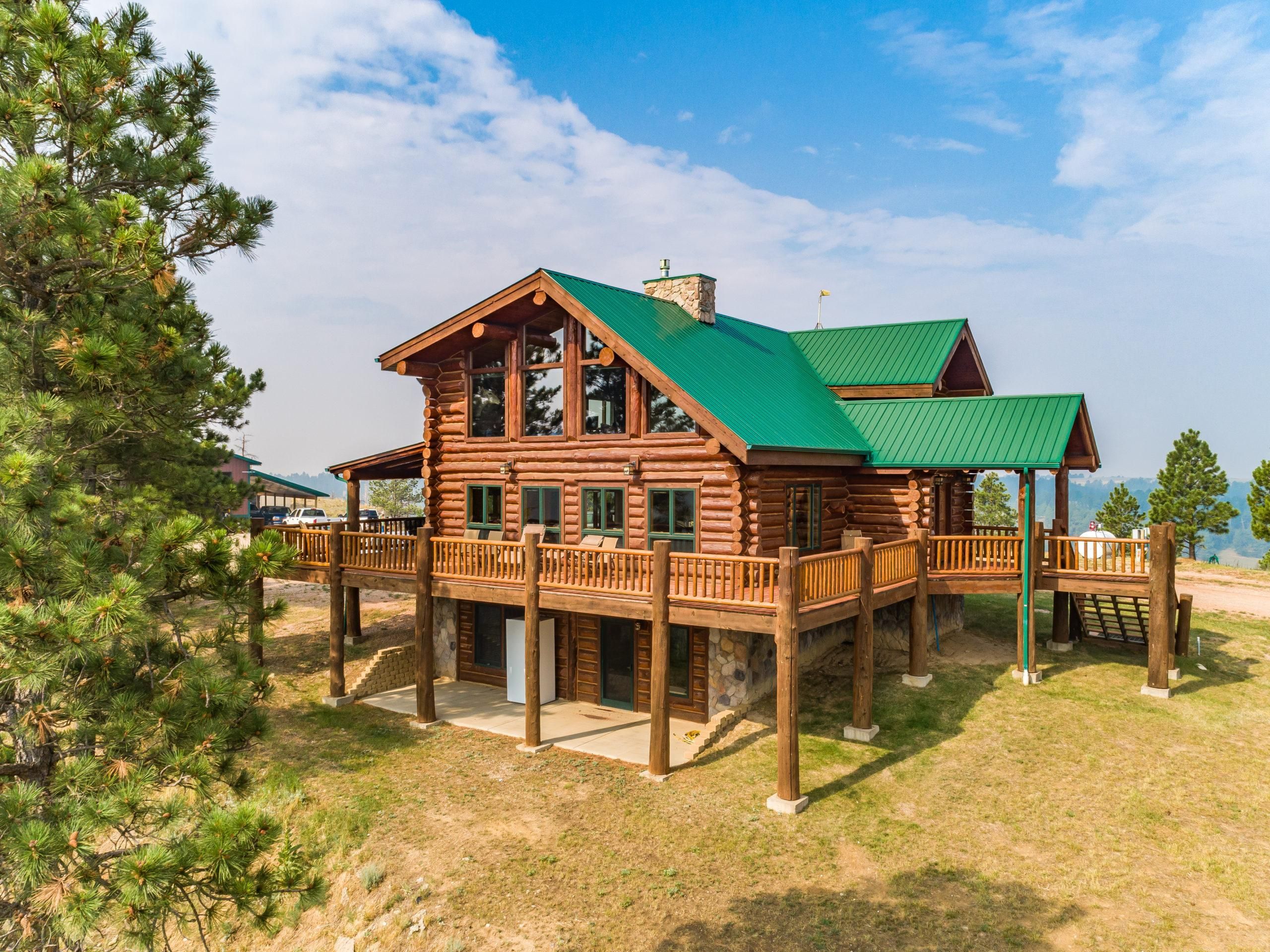 56 Lost Cabin Dr, Sundance, WY 82729