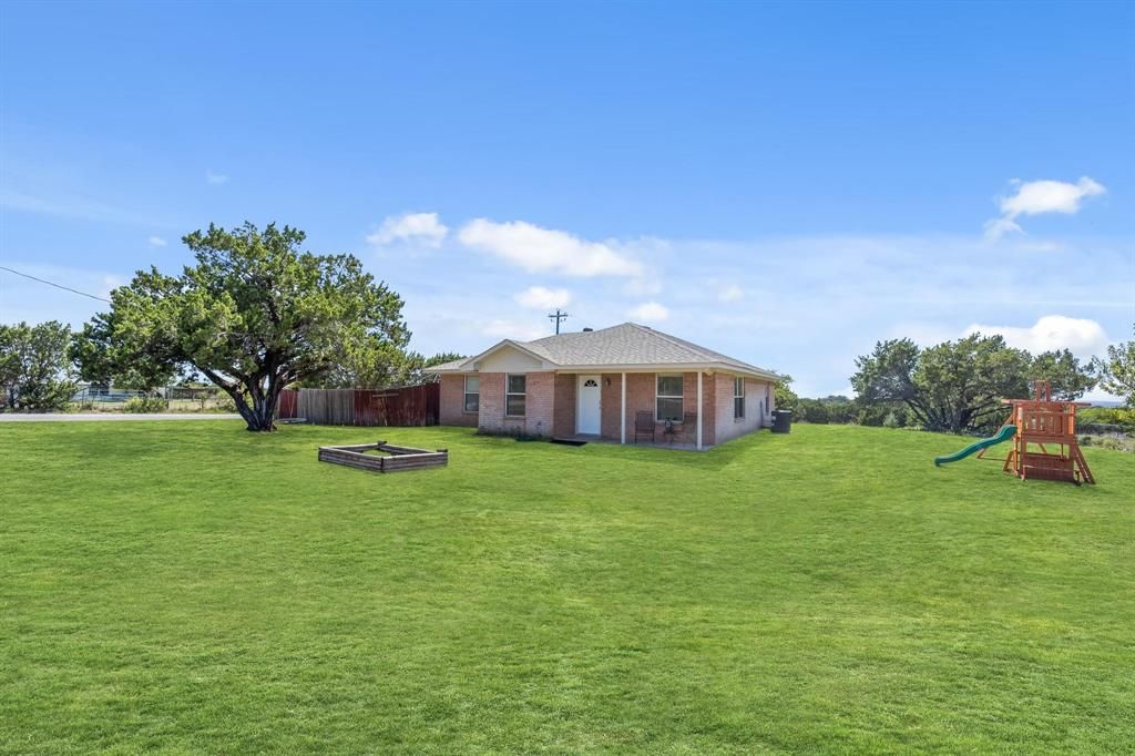 1.01 acres in Parker County, Texas