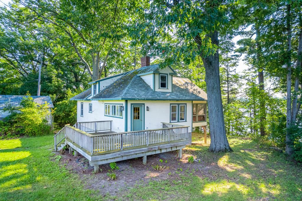 1.16 acres in Essex County, New York