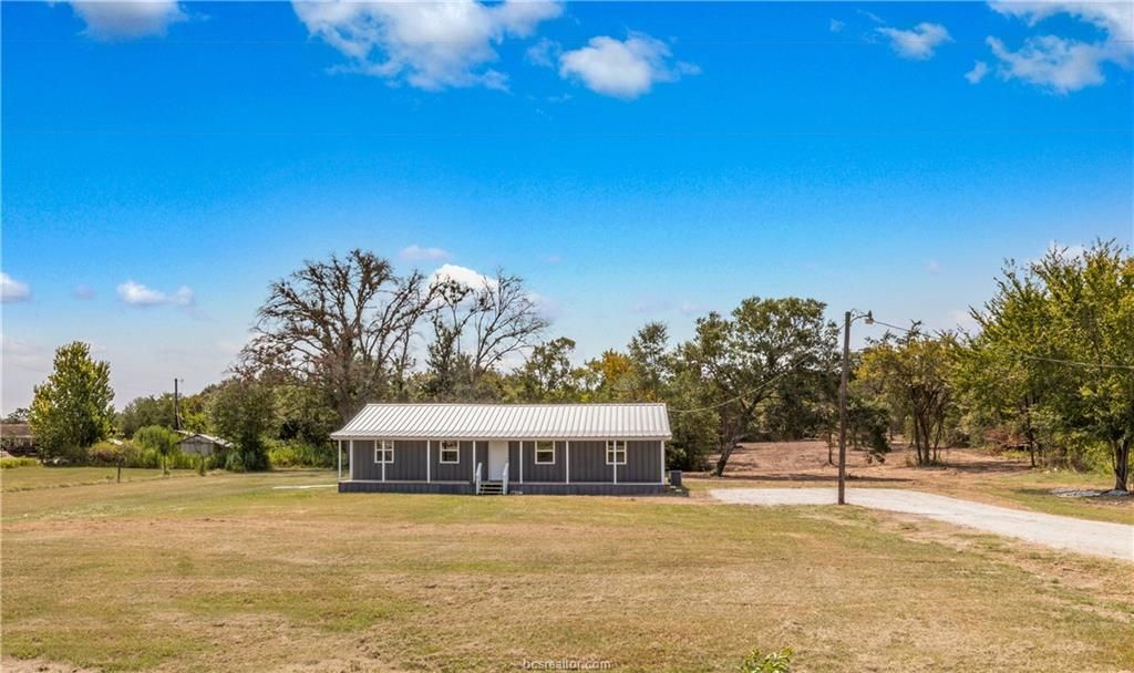 5.4 acres in Grimes County, Texas