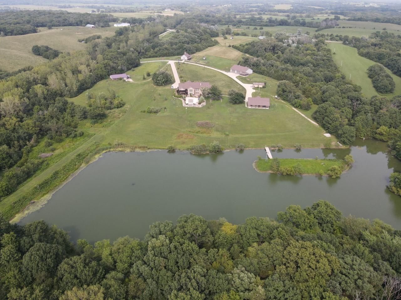 109 acres in Davis County, Iowa