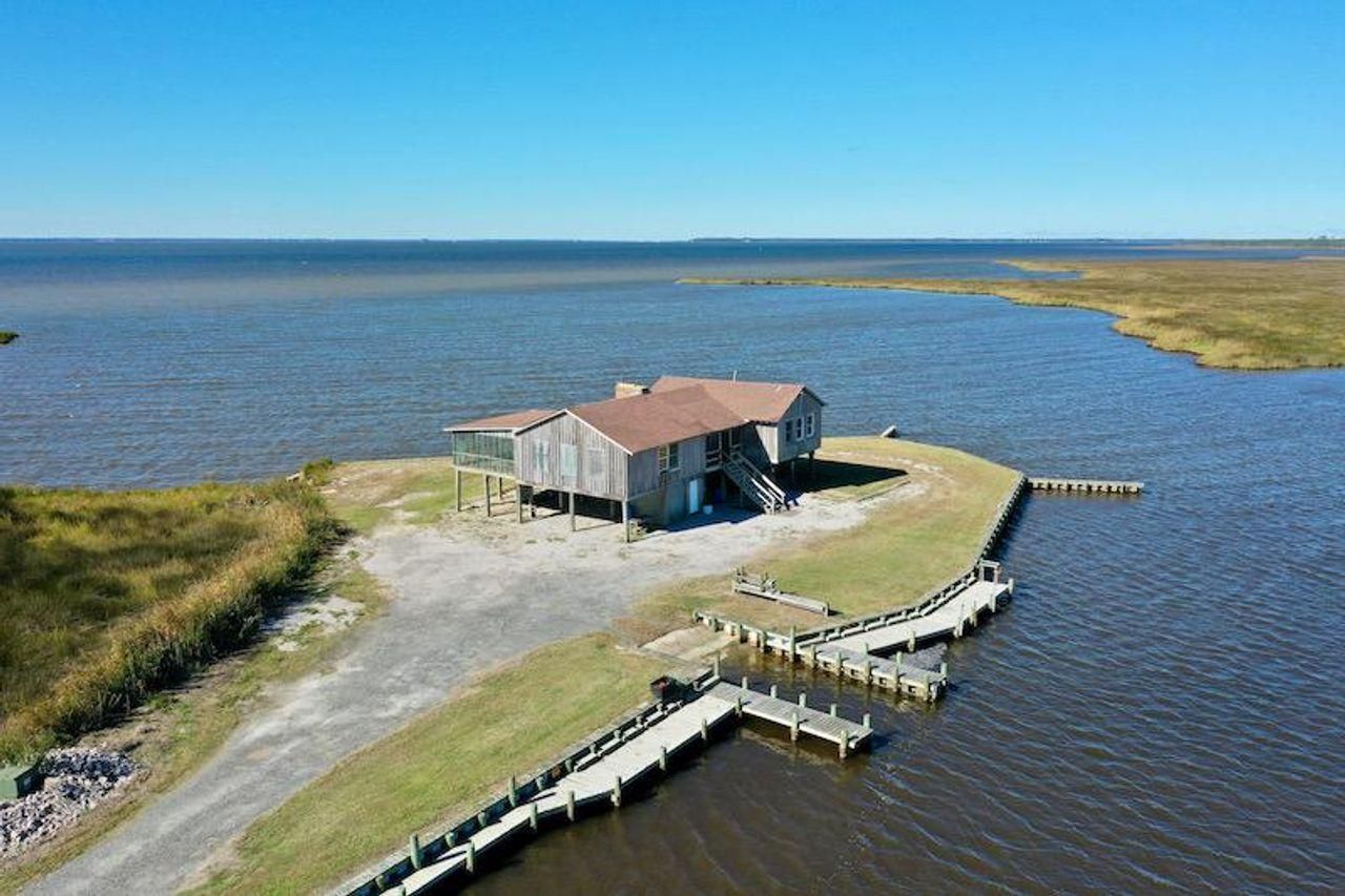 2,947 acres in Hyde County, North Carolina