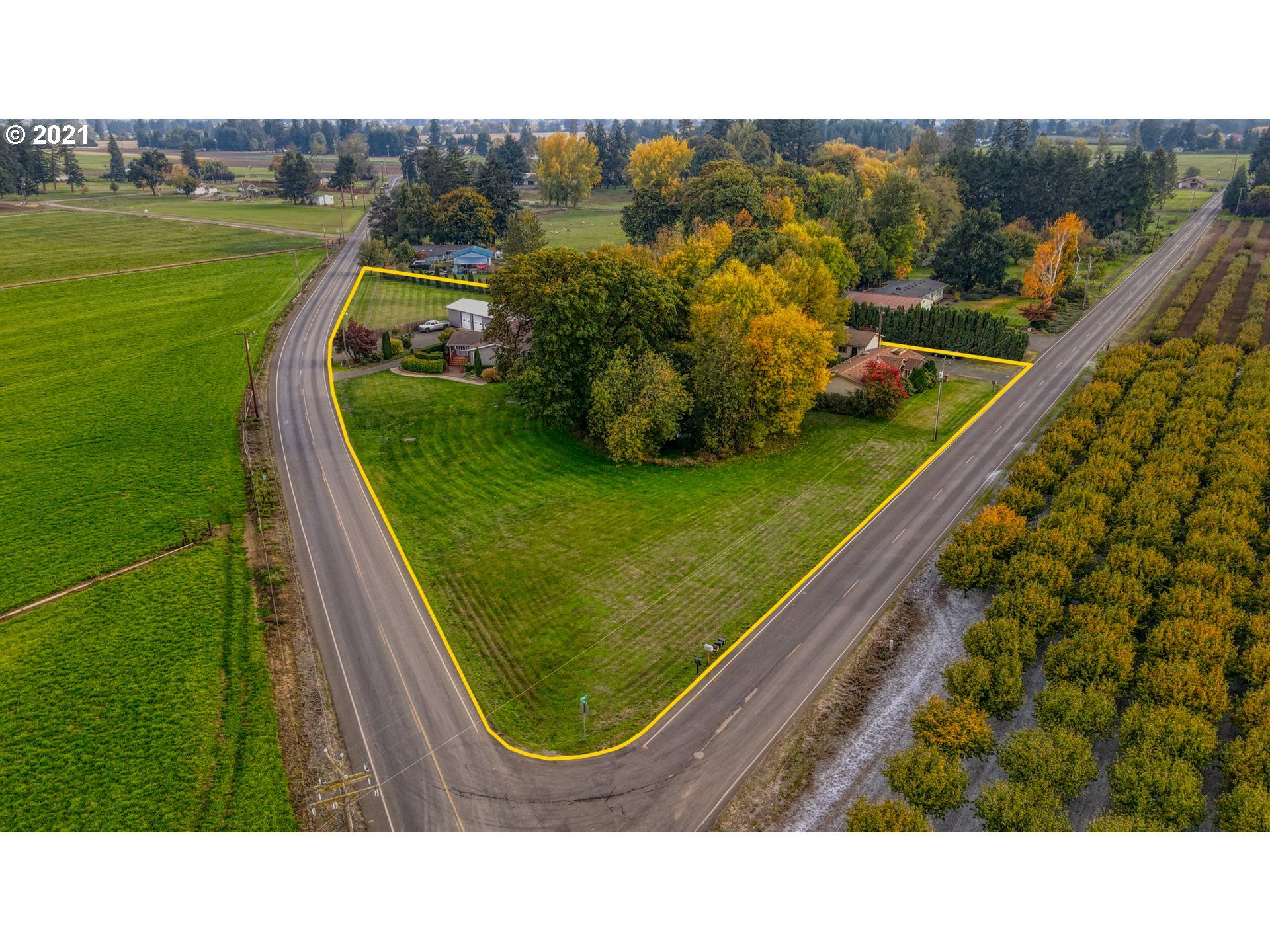 2.34 acres in Lane County, Oregon