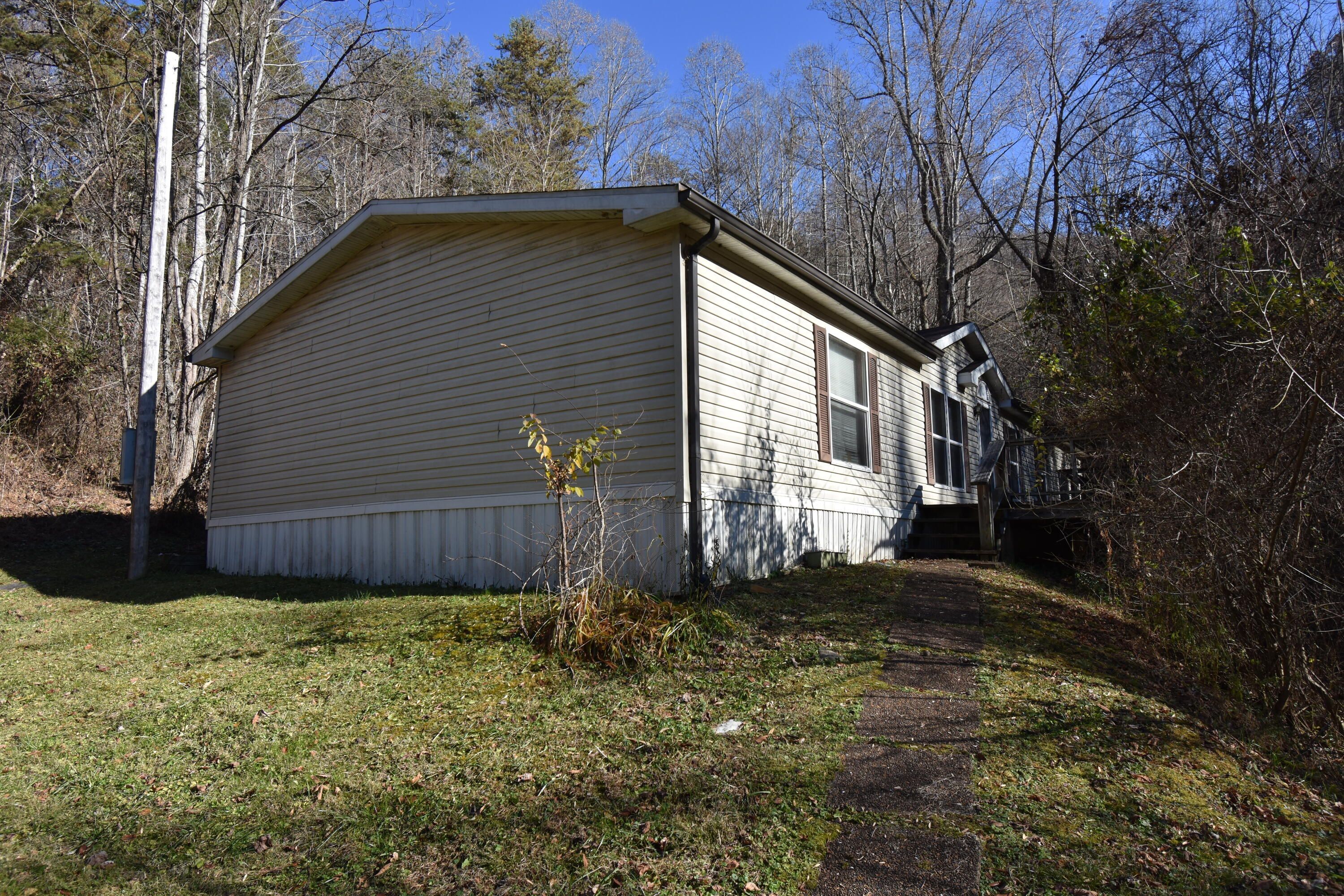 122.24 acres in Hawkins County, Tennessee