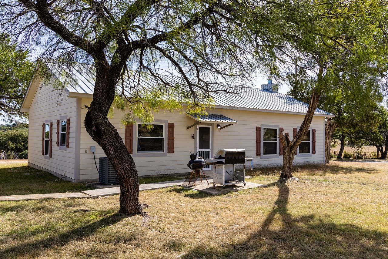 650 Kc 2611, Roosevelt, TX 76874