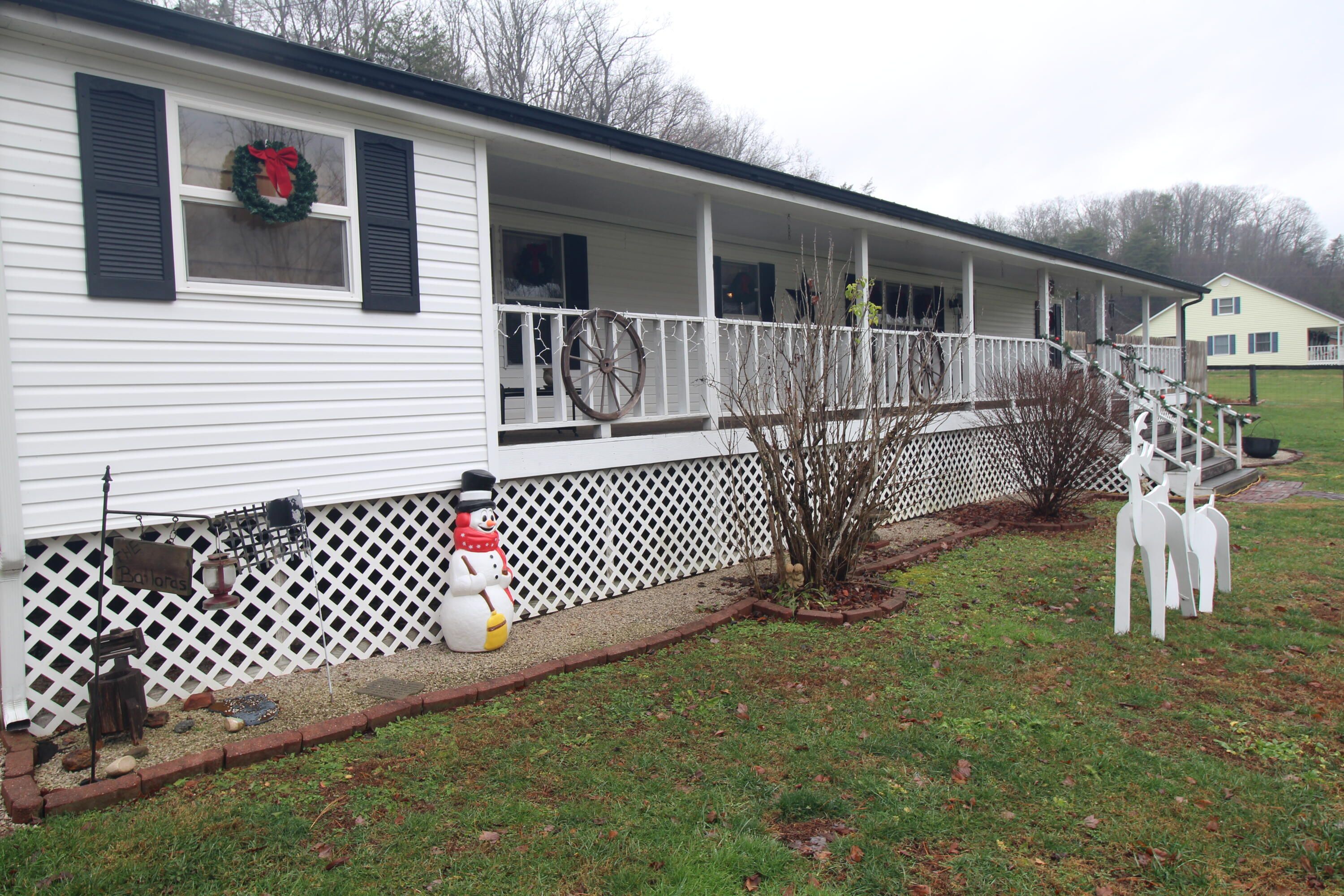 1.5 acres in Powell County, Kentucky