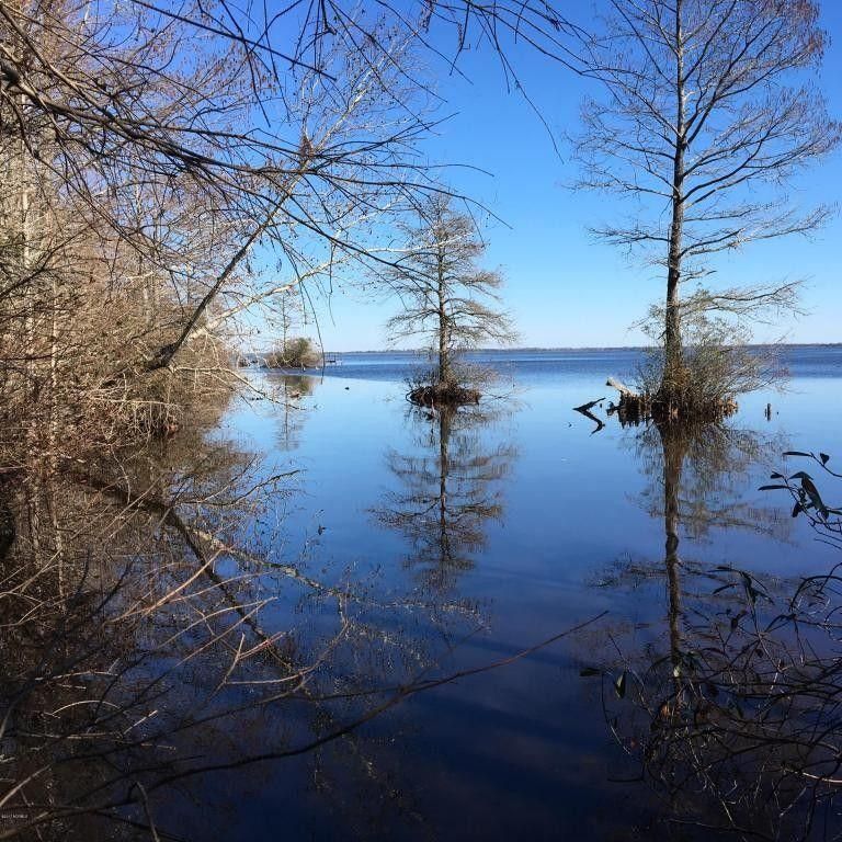 100 acres in Hyde County, North Carolina
