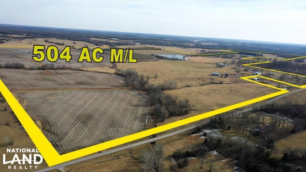504 acres in Saint Clair County, Missouri