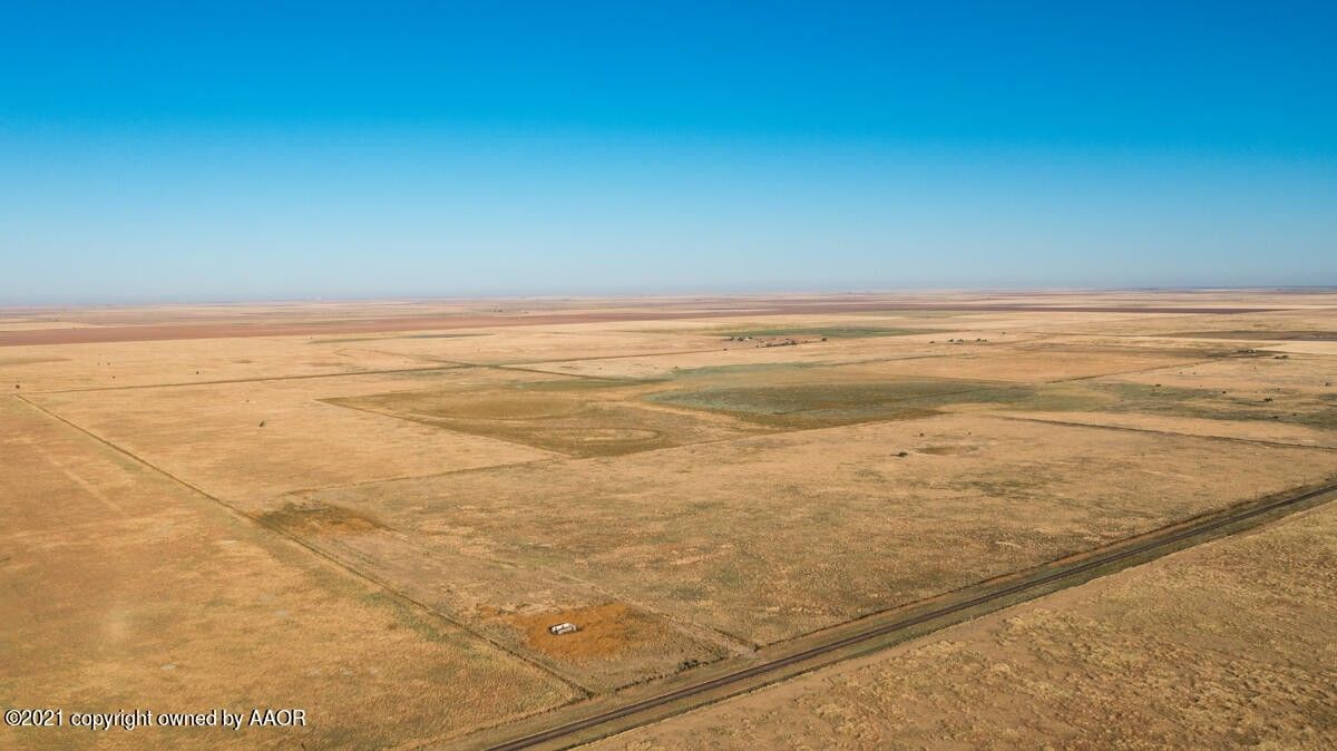 320 acres in Swisher County, Texas