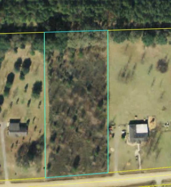 2.5 acres in Mitchell County,