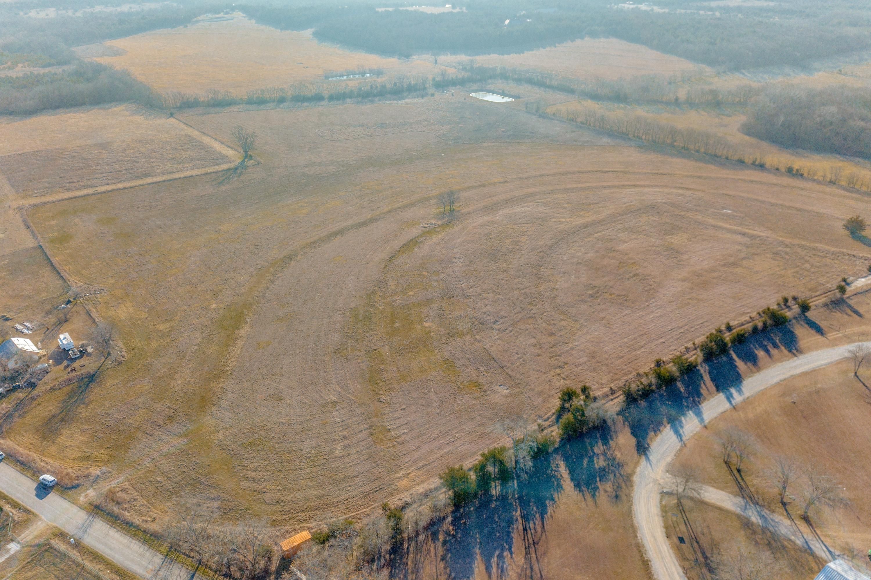 37.93 acres in Whitewright, TX, 75491