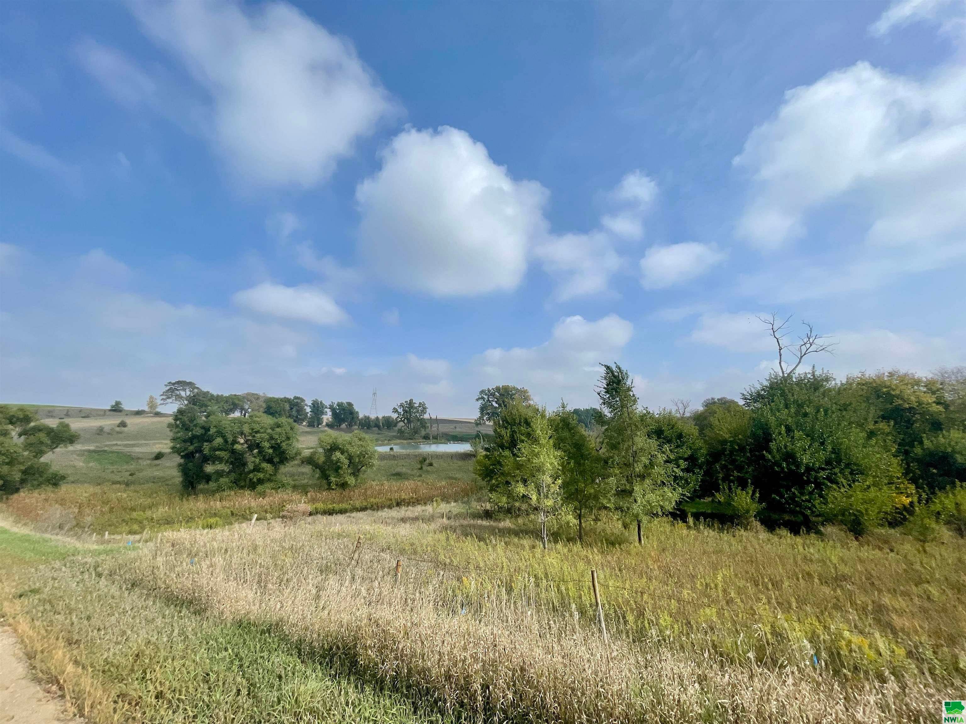 10 acres in Plymouth County, Iowa