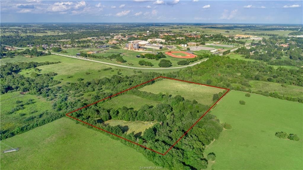 10.97 acres in Waller County, Texas