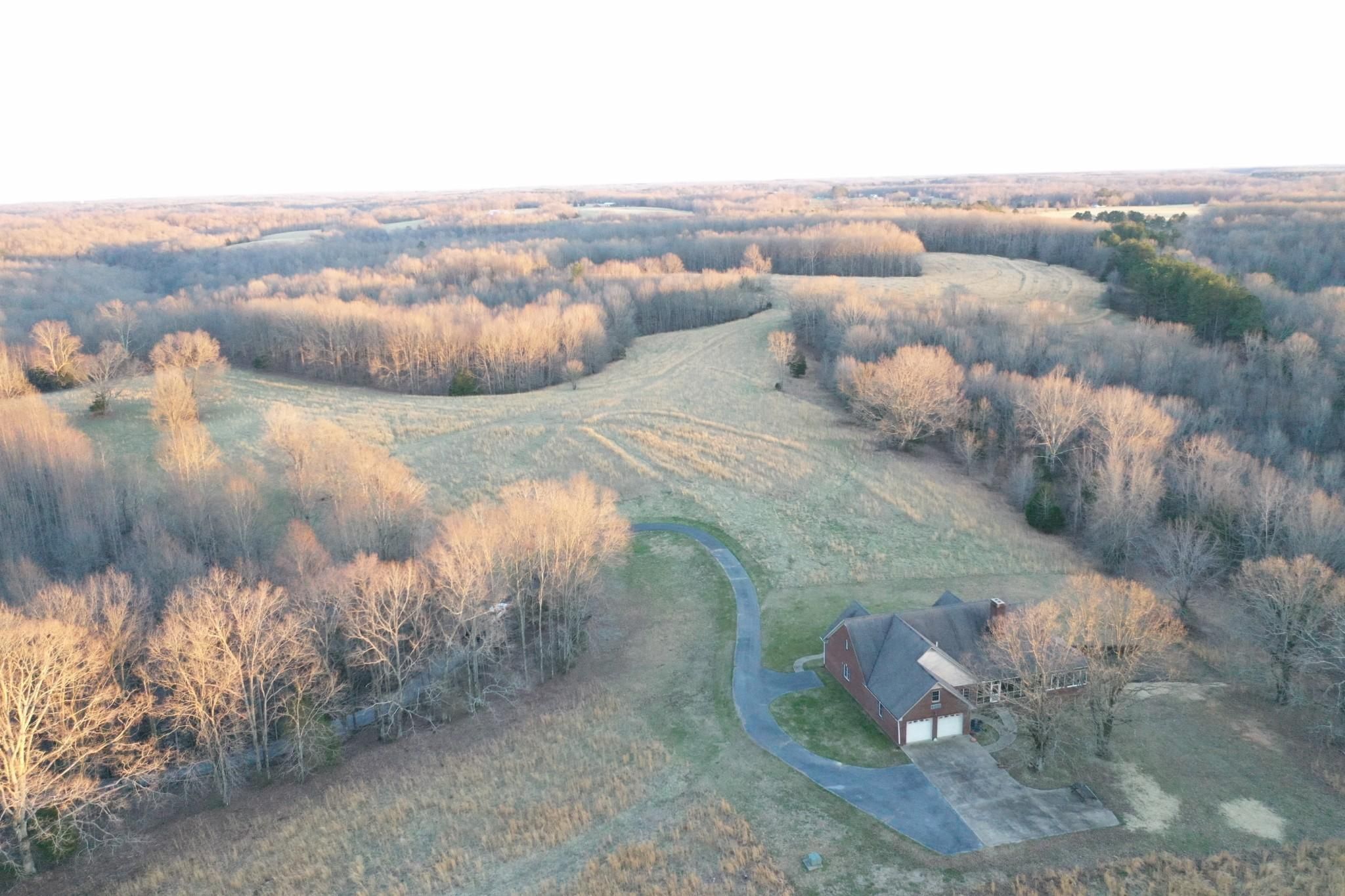 225 acres in Giles County, Tennessee
