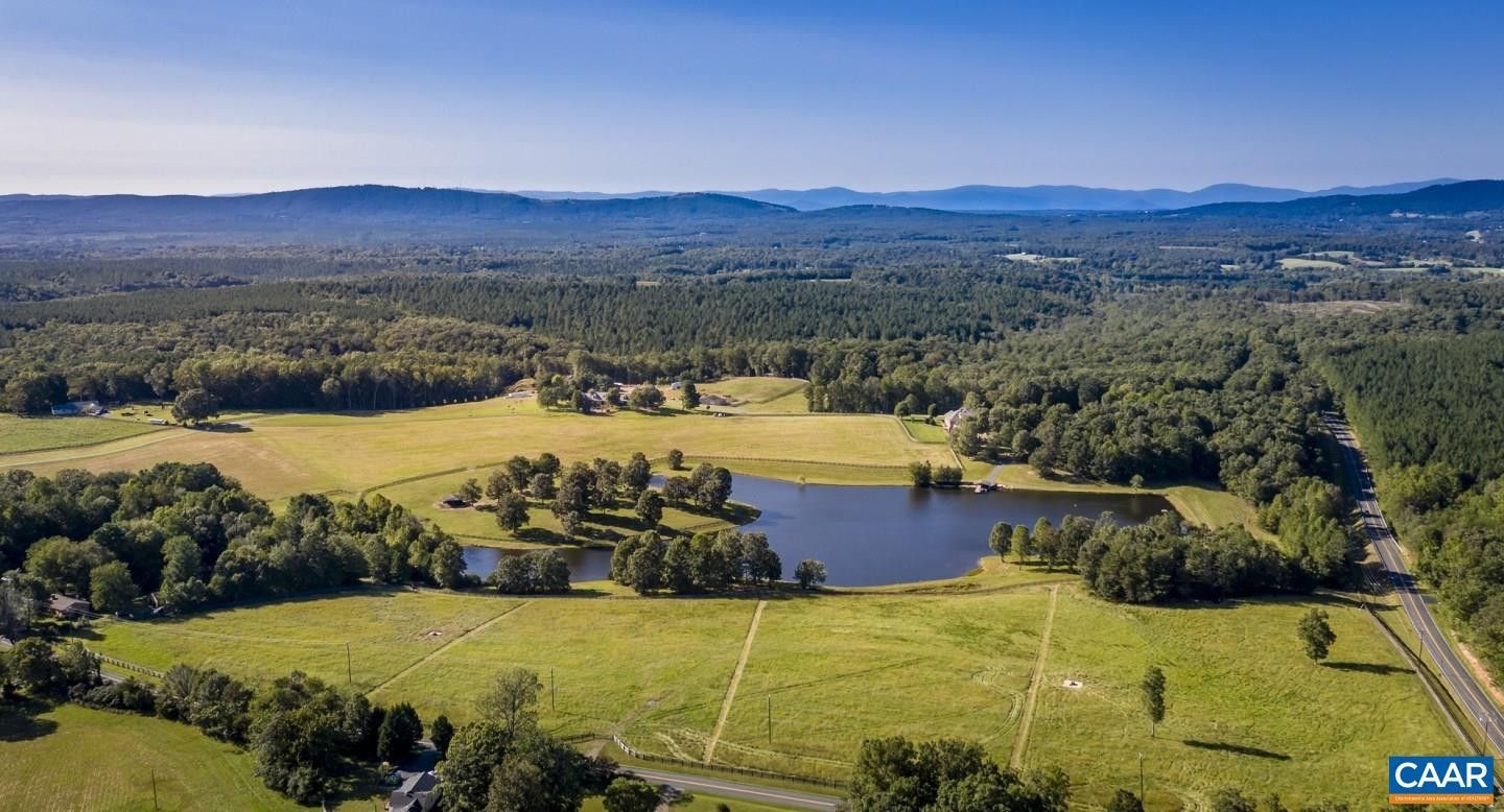 7 acres in Charlottesville City County, Virginia