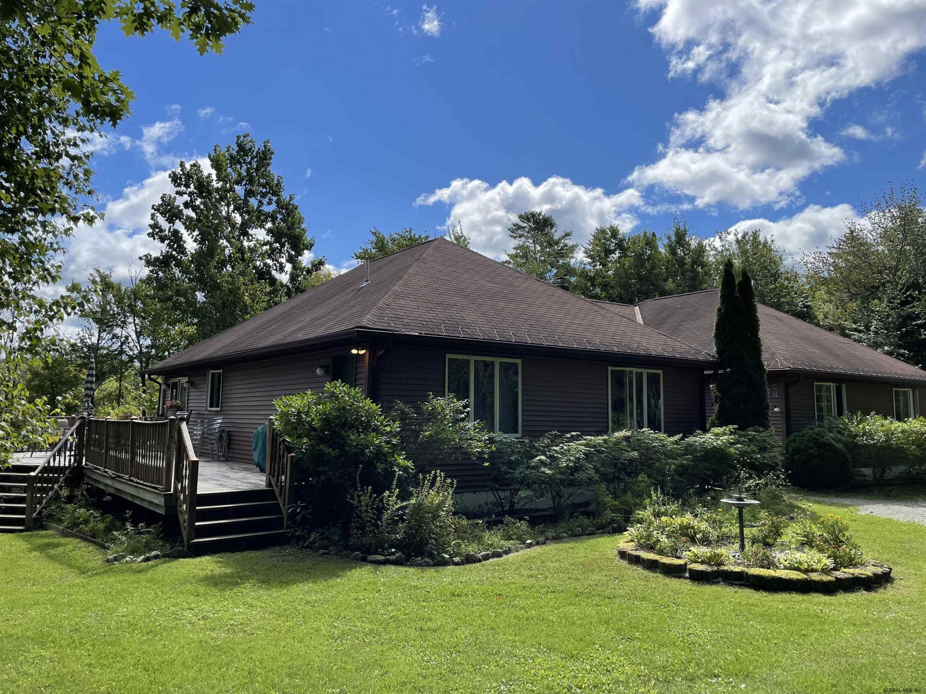 7.94 acres in Rensselaer County, New York