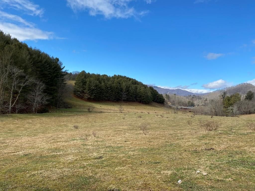 94 acres in Yancey County, North Carolina