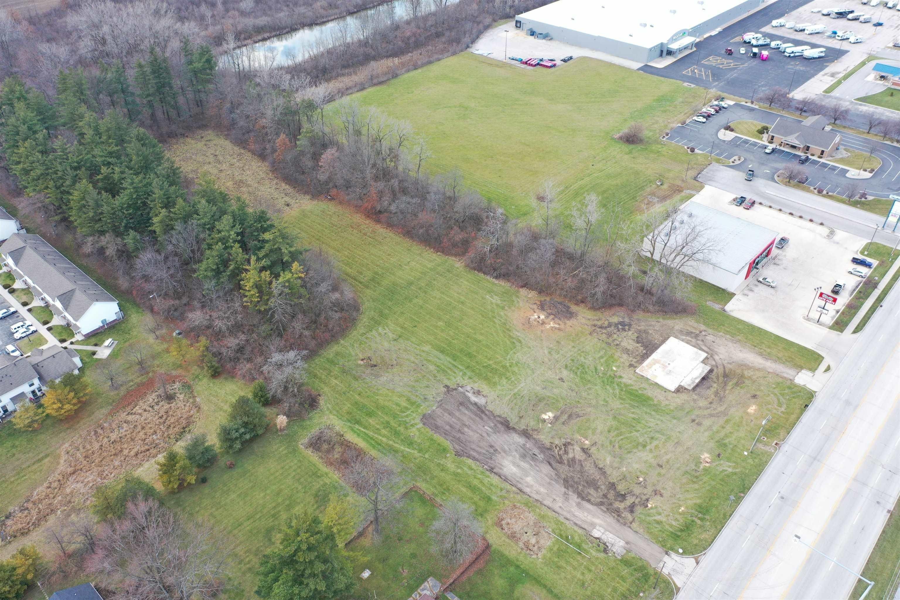 5 acres in Adams County, Indiana