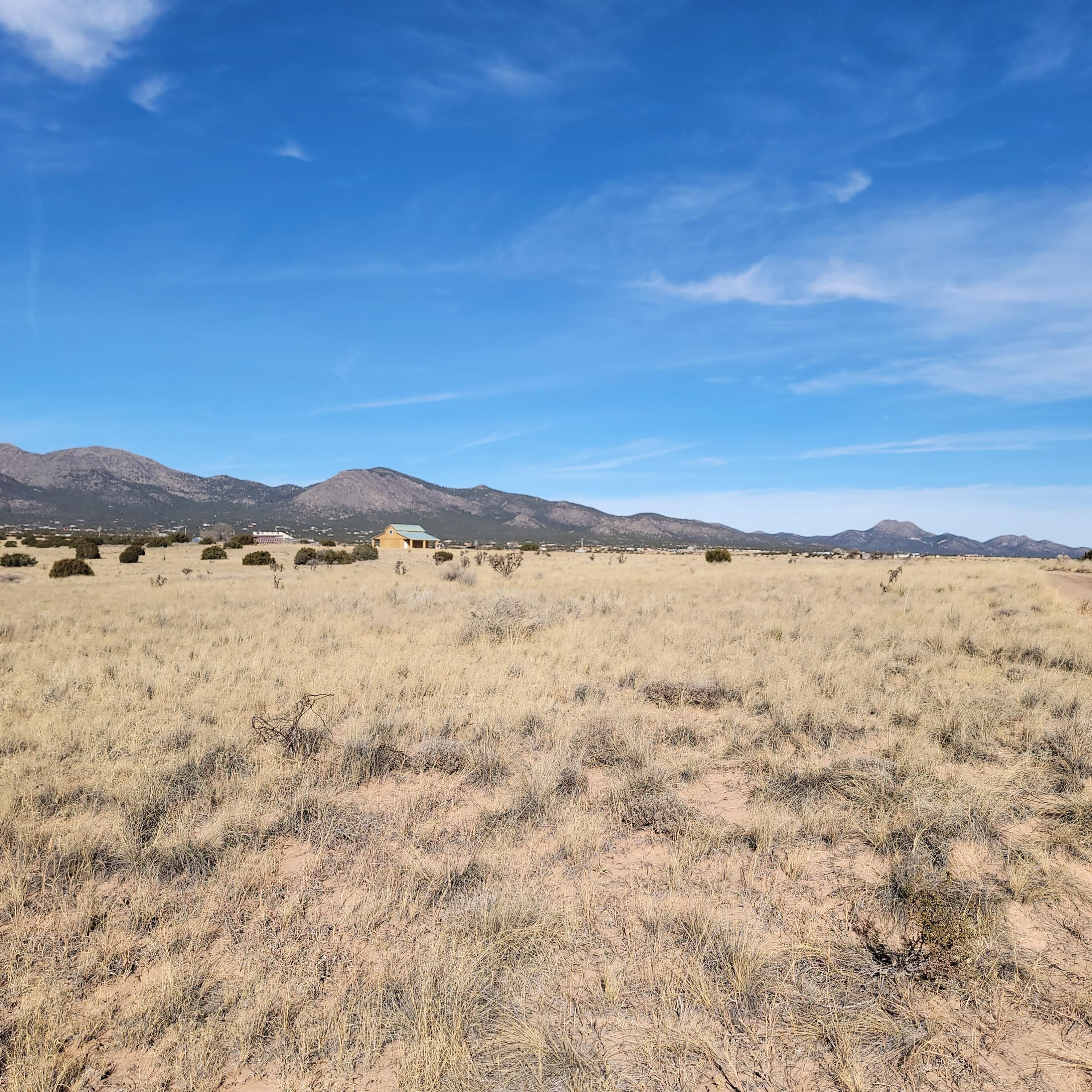 10 acres in Santa Fe County, New Mexico