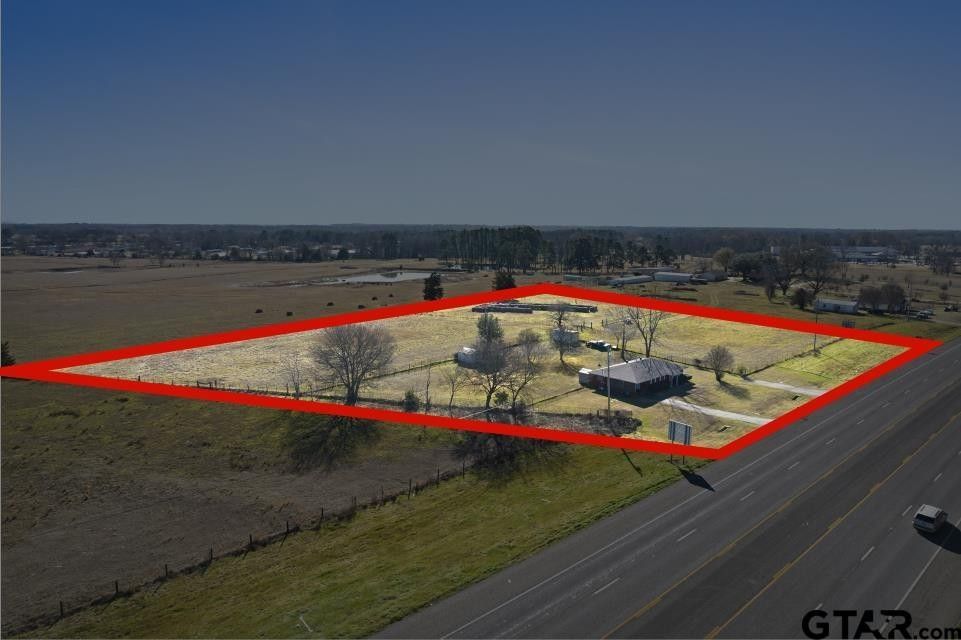 4.5 acres in Camp County, Texas