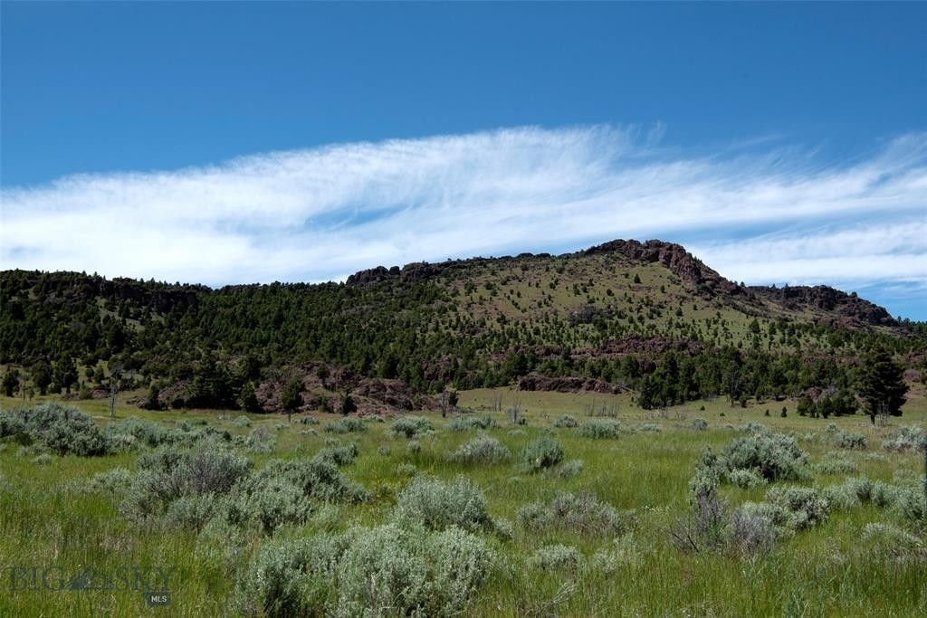 908 acres in Silver Bow County, Montana