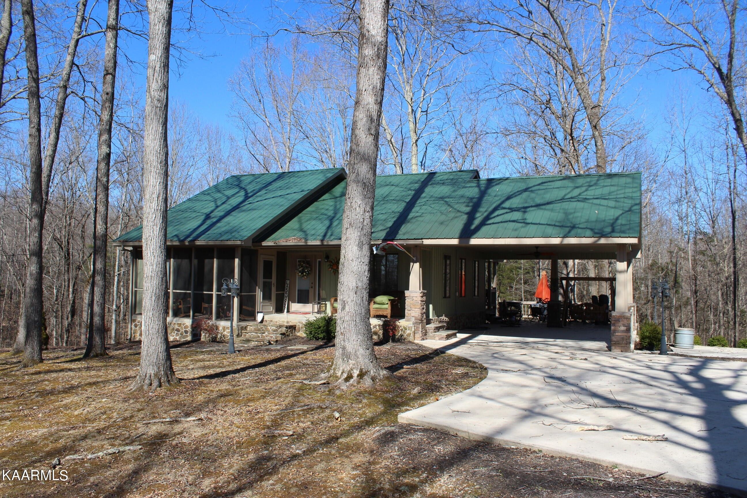 29.6 acres in Pickett County, Tennessee