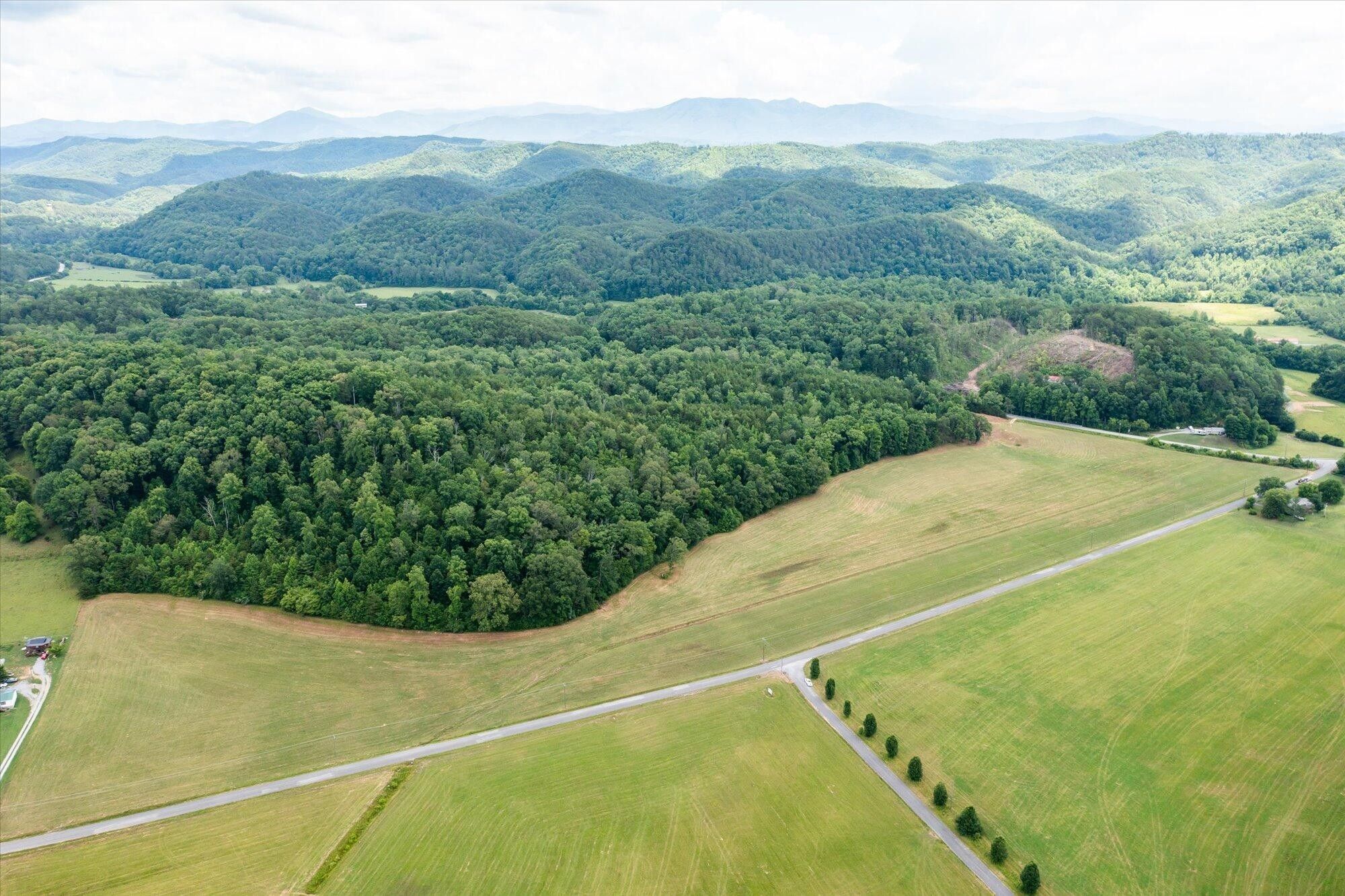 77 acres in Monroe County, Tennessee