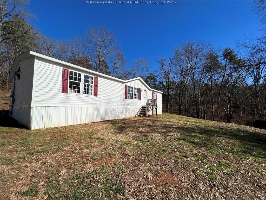 1.11 acres in Mason County, West Virginia