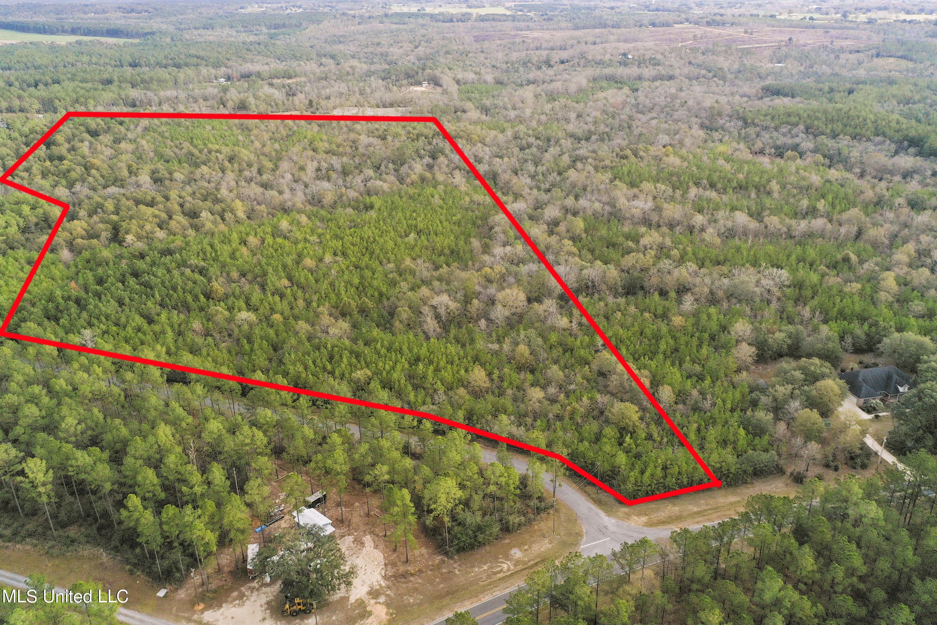 55 acres in County, Mississippi