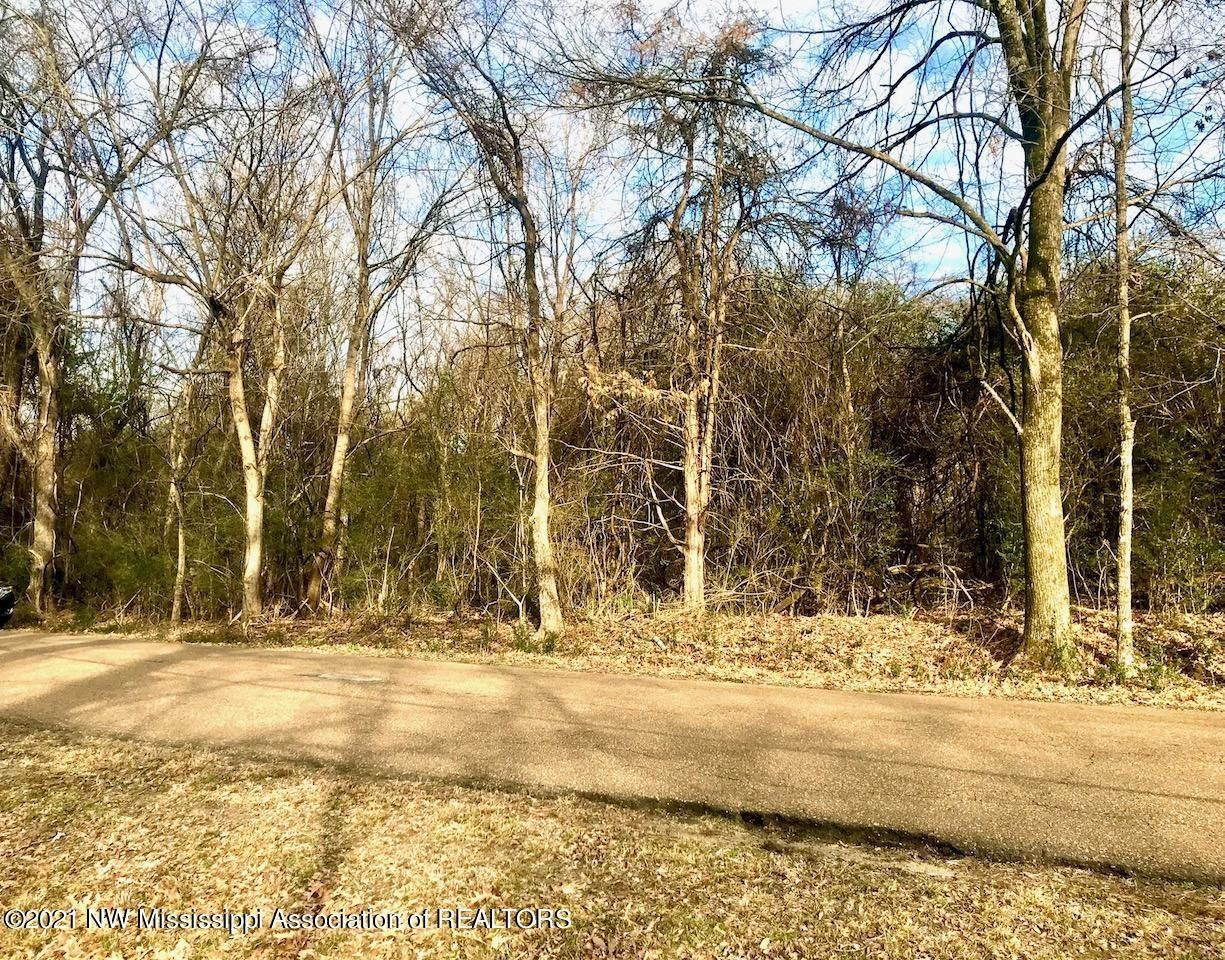 3.5 acres in DeSoto County, Mississippi