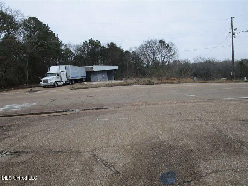 2 acres in Hinds County, Mississippi