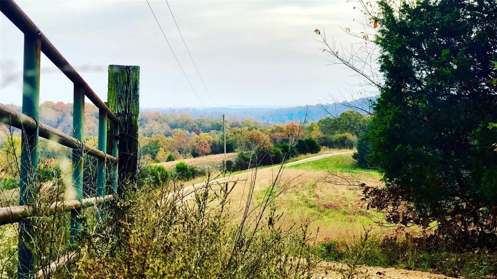 52 acres in Ripley County, Missouri