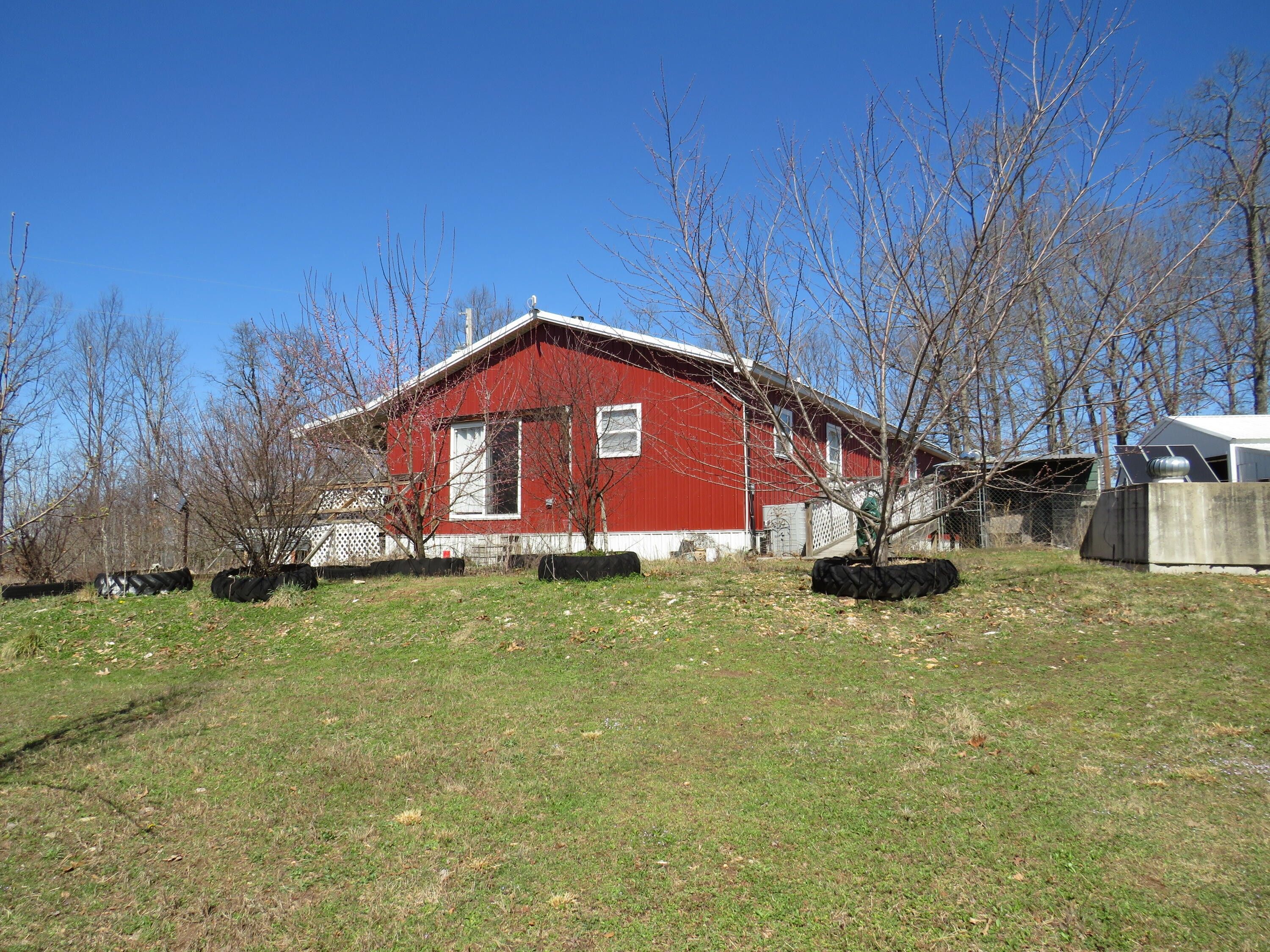 30 acres in Douglas County, Missouri