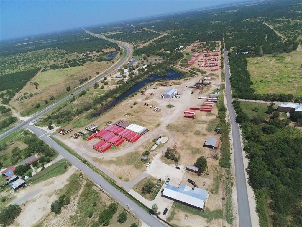 27.81 acres in Dimmit County, Texas