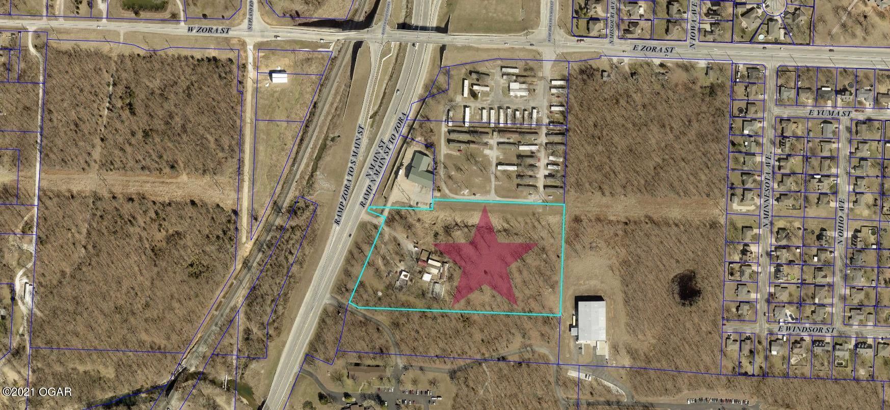 8 acres in Jasper County, Missouri