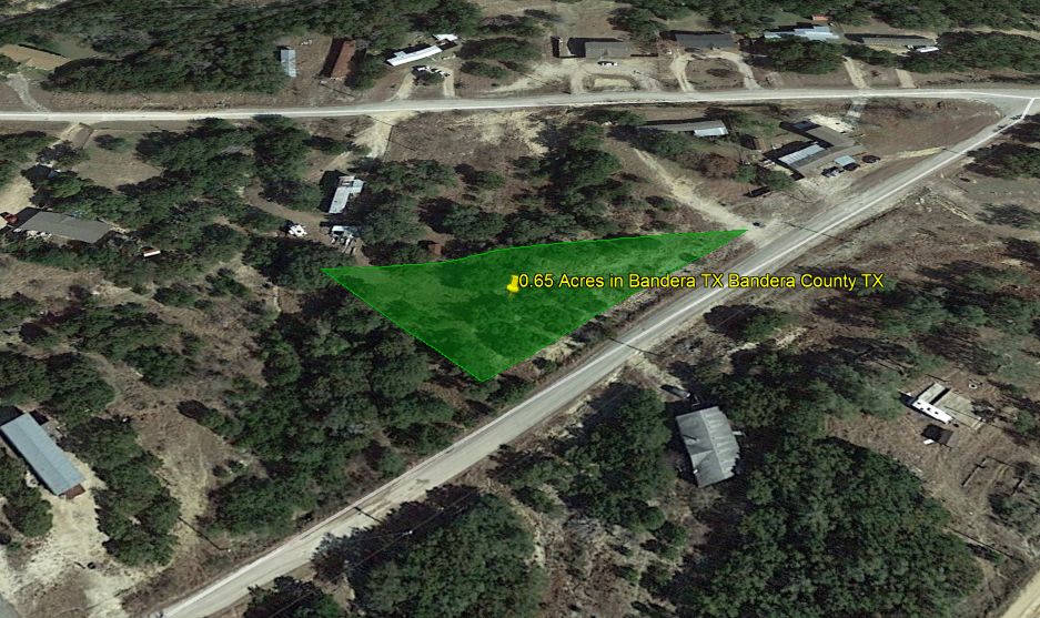 0.65 acres in Bandera County, Texas