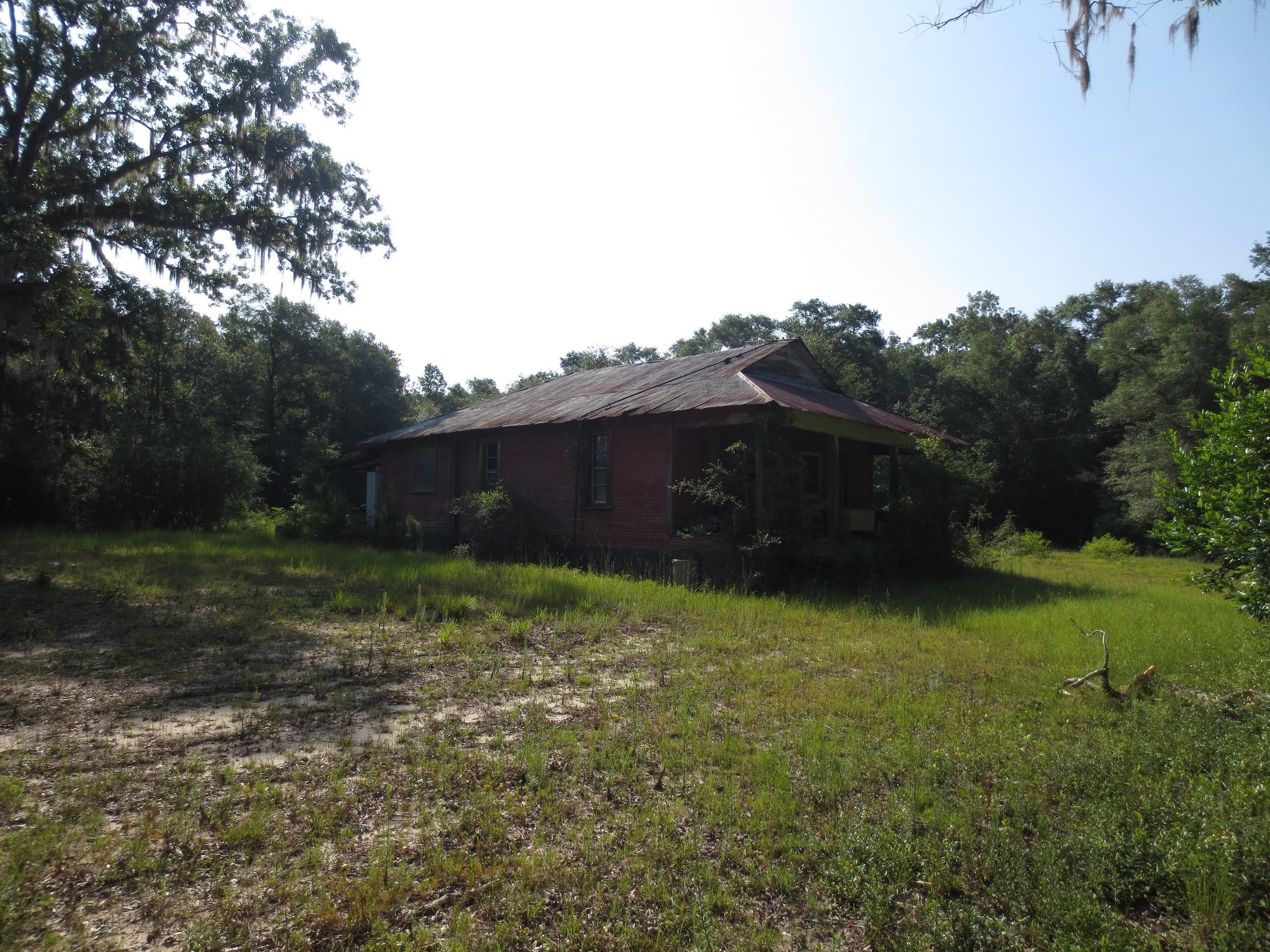 112 acres in Marion County, Mississippi