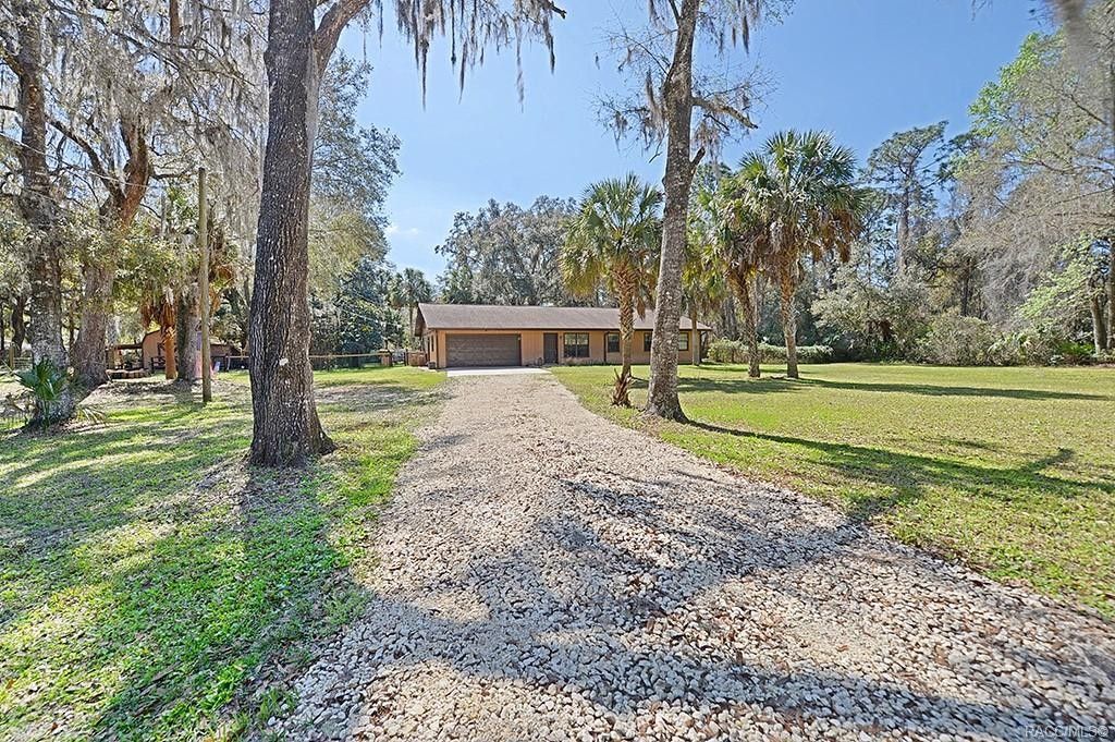 2 acres in Citrus County, Florida