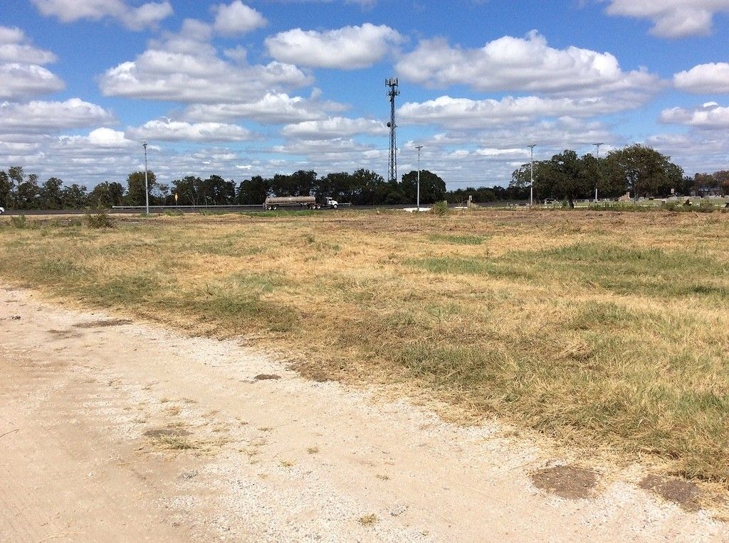 11.15 acres in Lee County, Texas