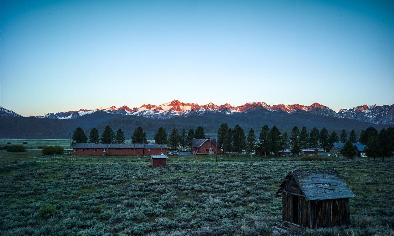 6.72 acres in Custer County, Idaho