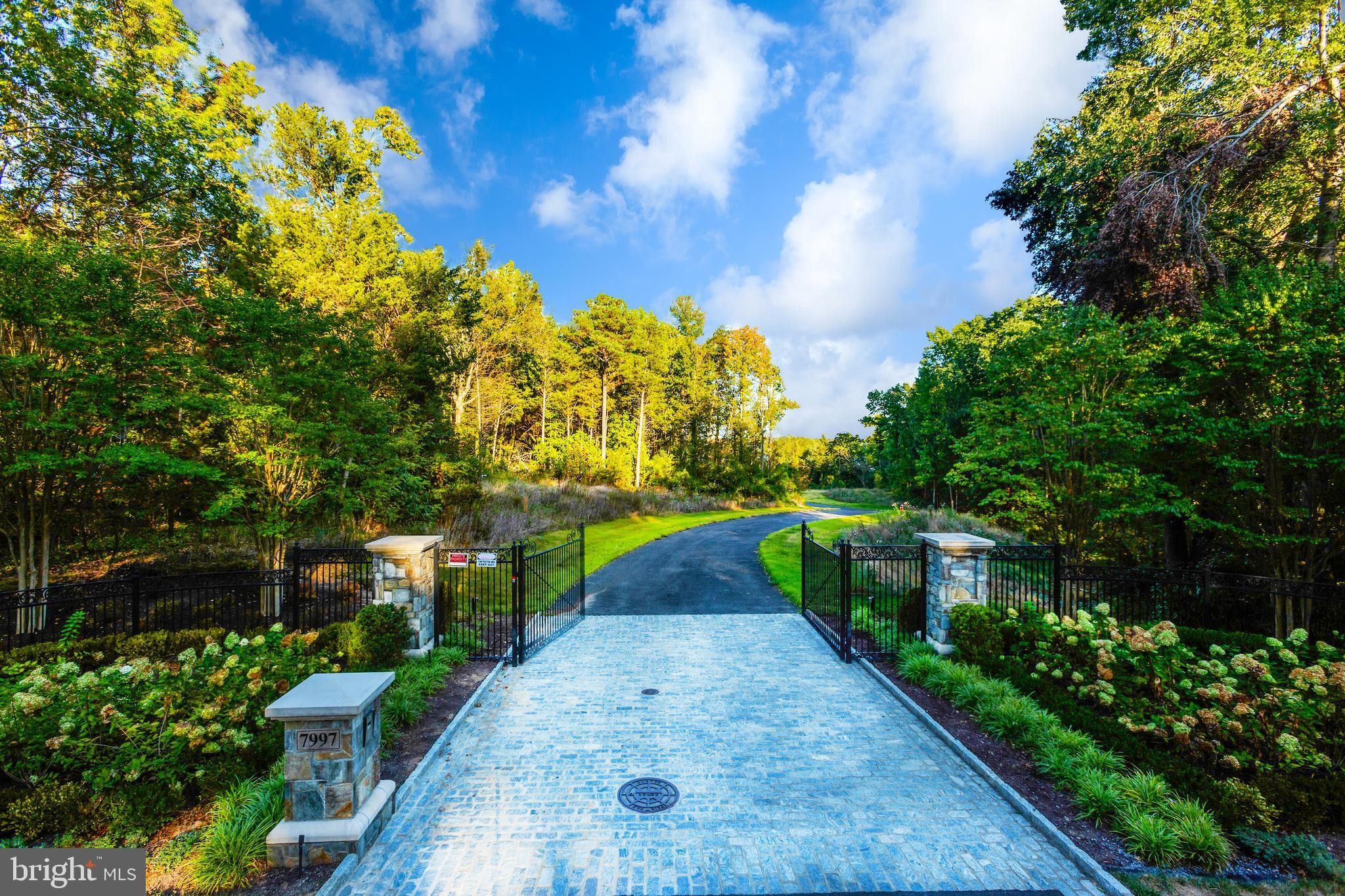 10 acres in Fairfax County, Virginia