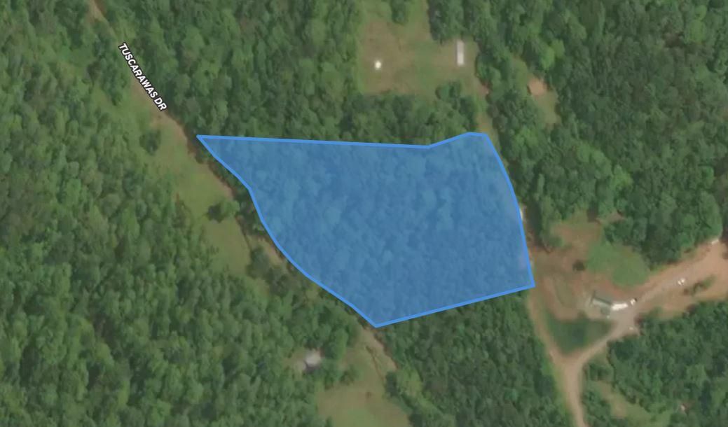 4.45 acres in Gilmer County, West Virginia