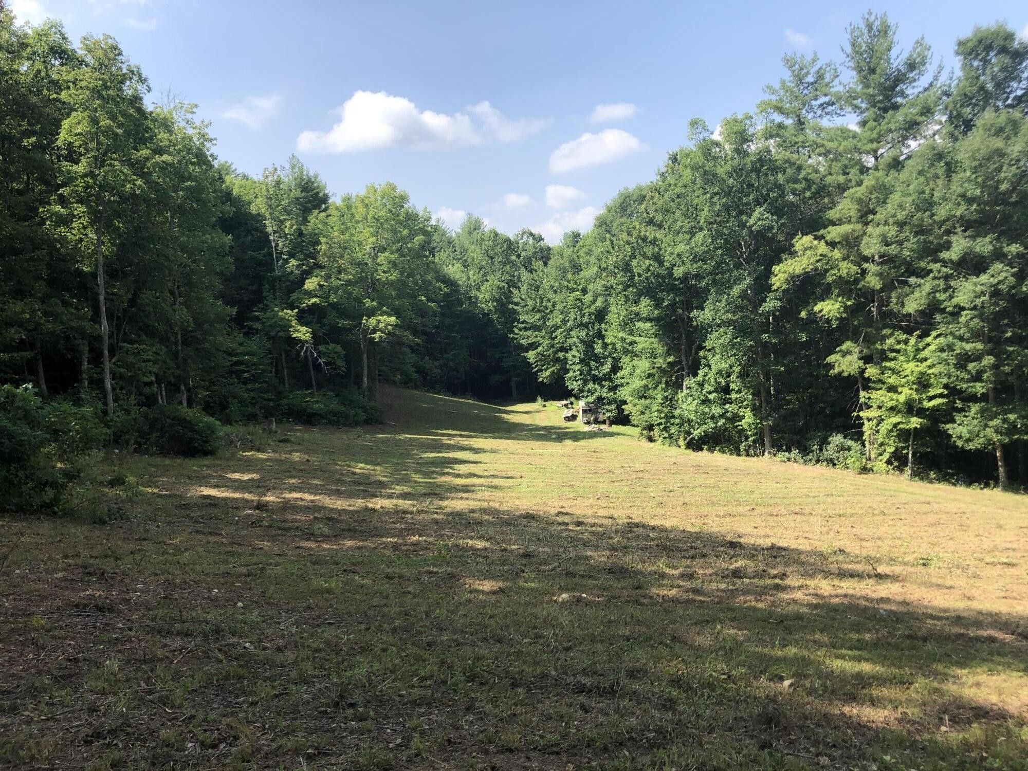 15.73 acres in Unicoi County, Tennessee
